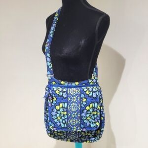 Vera Bradley Women's Floral Indigo Pop Quilted Crossbody Messenger Bag Blue